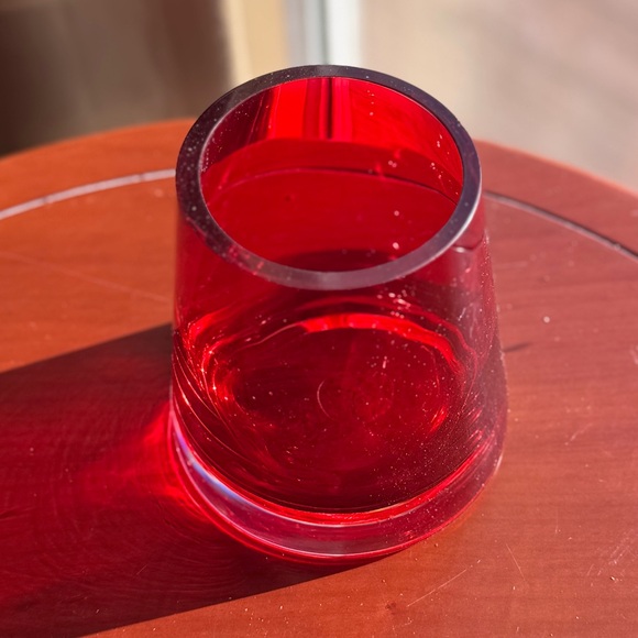 Unbranded Red‎ Glass Vase Thick Heavy Beautiful Flowers Decor - Picture 2 of 4